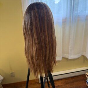 FREE WITH PURCHASE Brown Lace Front Synthetic Wig 🤩